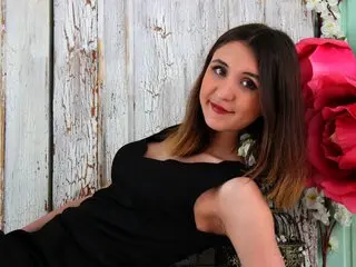 SheIsAStonefox online